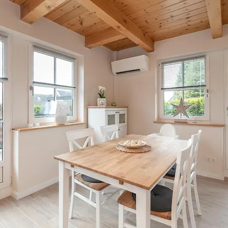 Kuestenzauber Holiday home *