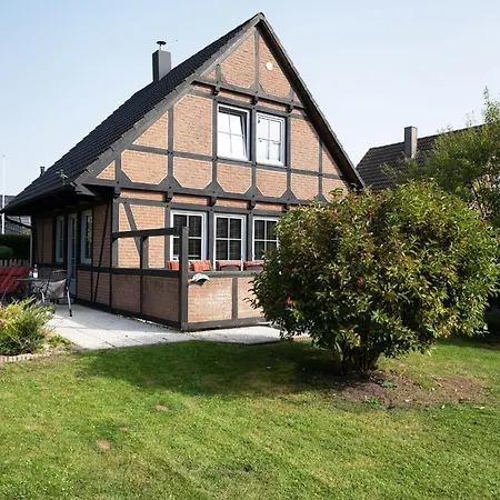 Holiday home Kuestenzauber *